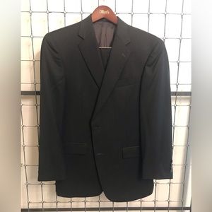 Men’s Hart Schaffner Marx pinstriped suit. 40R